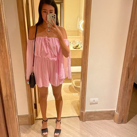 Bebe Slit Sleeve Romper Size S - Picture 4 of 4